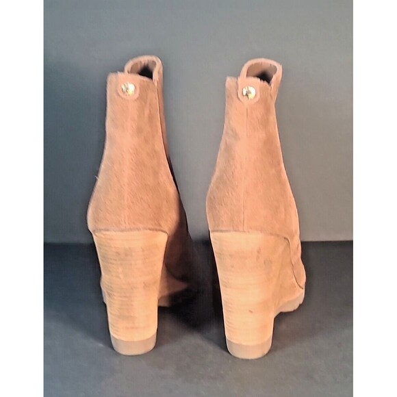 Michael Kors Thea Women Caramel Brown Suede Leather Wedge Chelsea Ankle Boot 8.5 - Picture 3 of 12